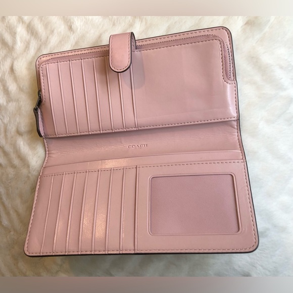 Coach Light Pink Women's All Leather Wallet - Picture 3 of 10